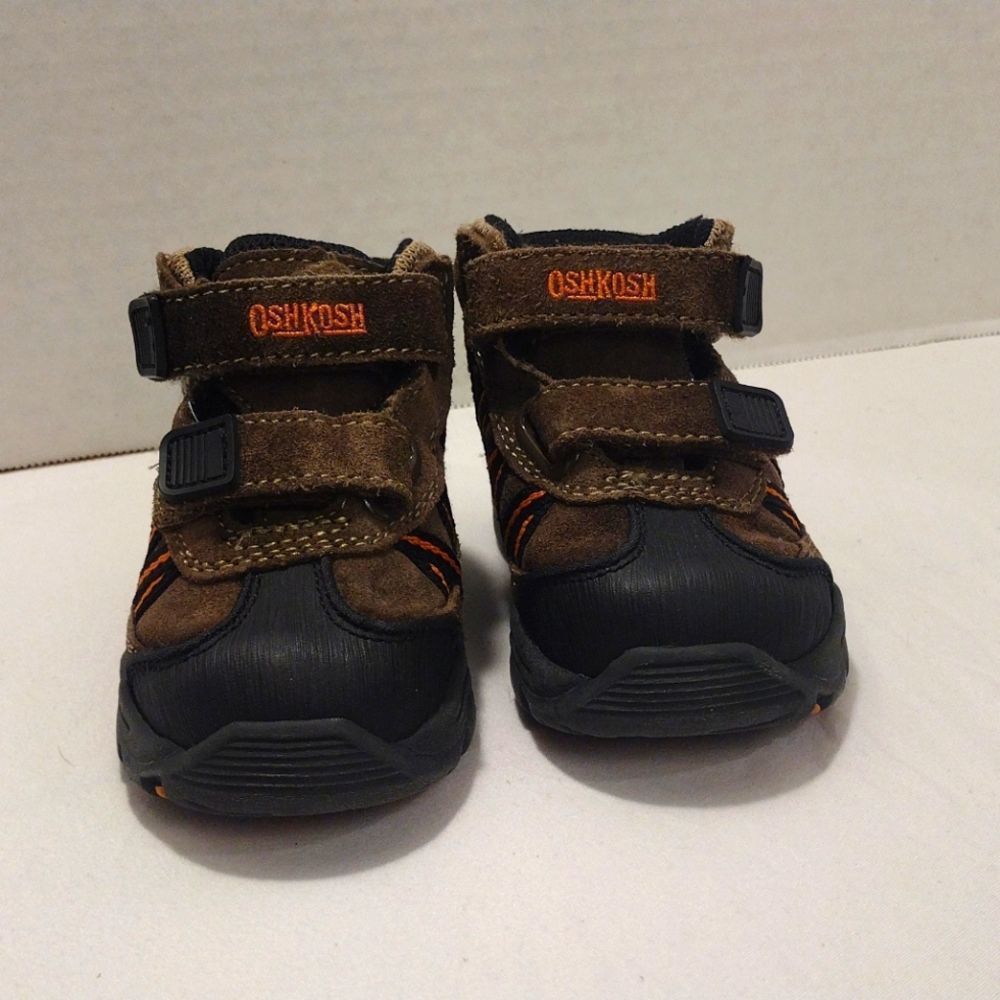 OshKosh B'gosh Boy Boots Size 7 EUC Brown Boots Boys Winter Boots -I love offers